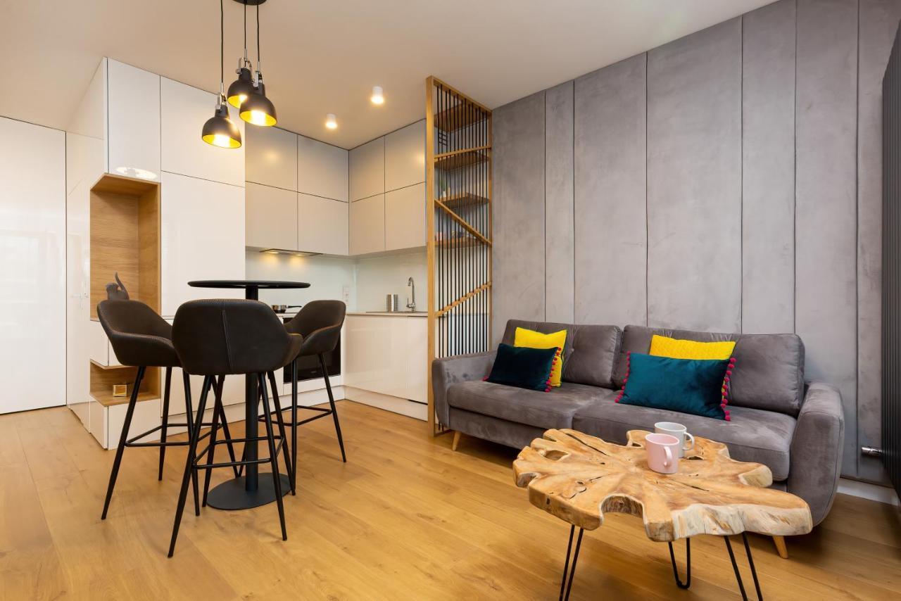 Apartment City Center Grzybowska By Renters Prestige Варшава Экстерьер фото