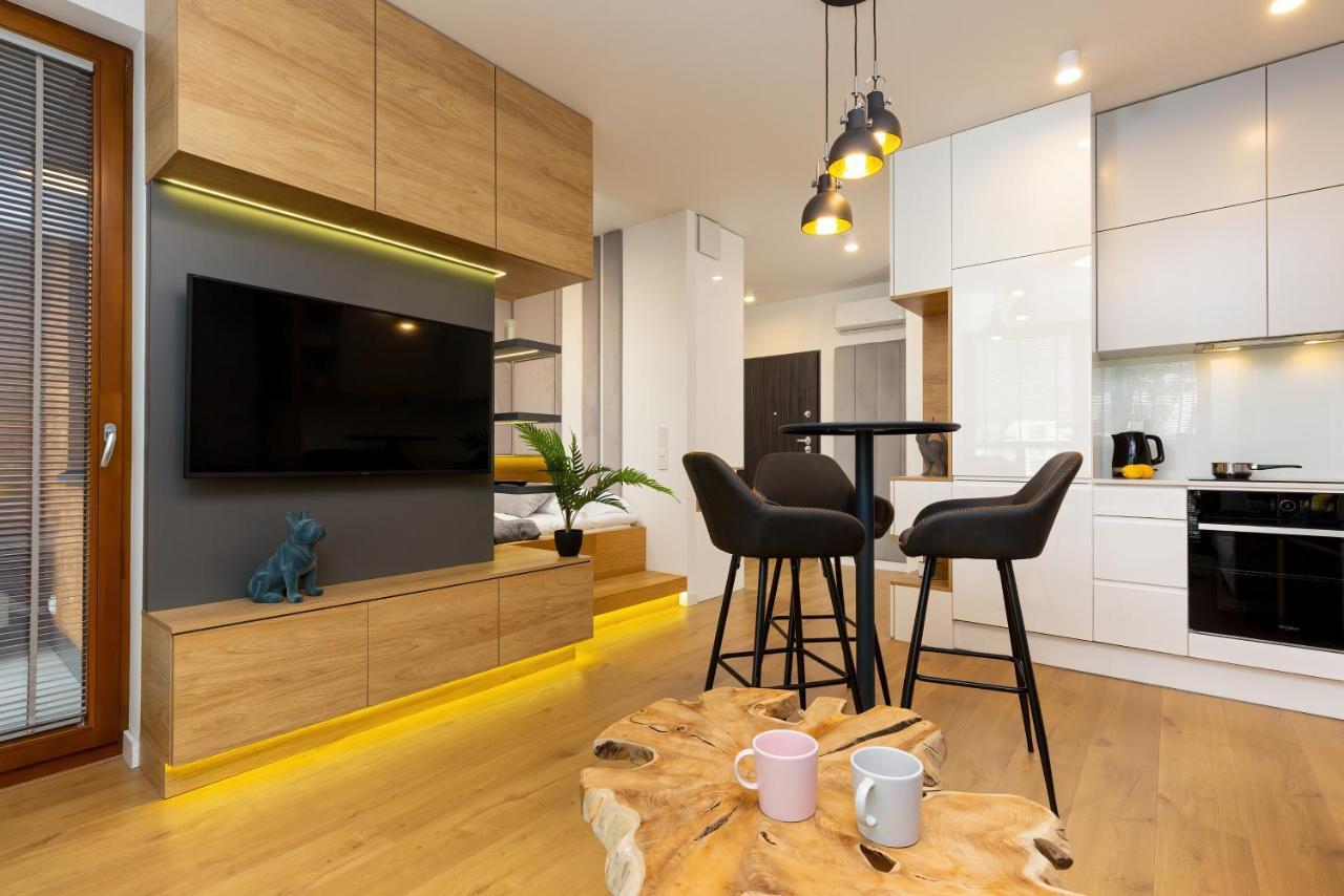 Apartment City Center Grzybowska By Renters Prestige Варшава Экстерьер фото